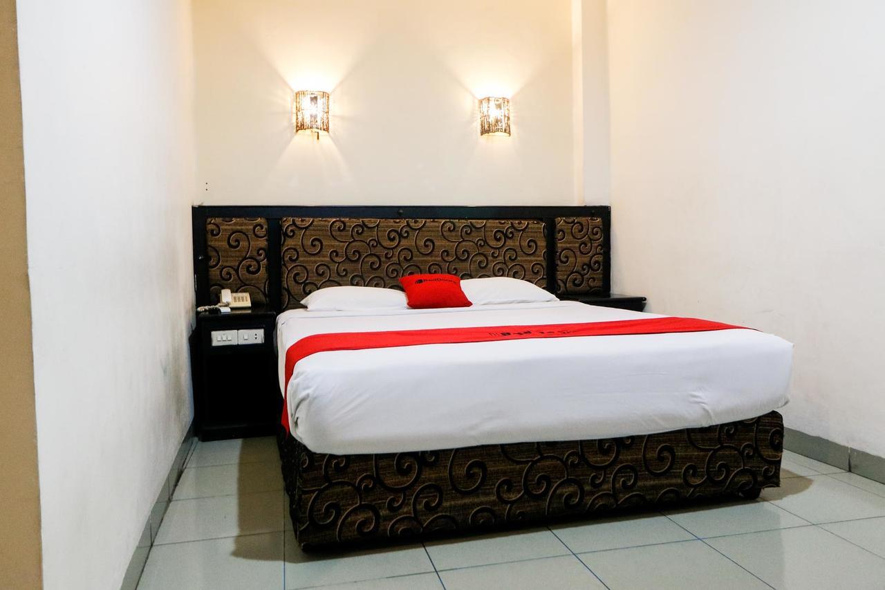 Reddoorz Plus @ Jalan Dr Sutomo 北干巴鲁 外观 照片